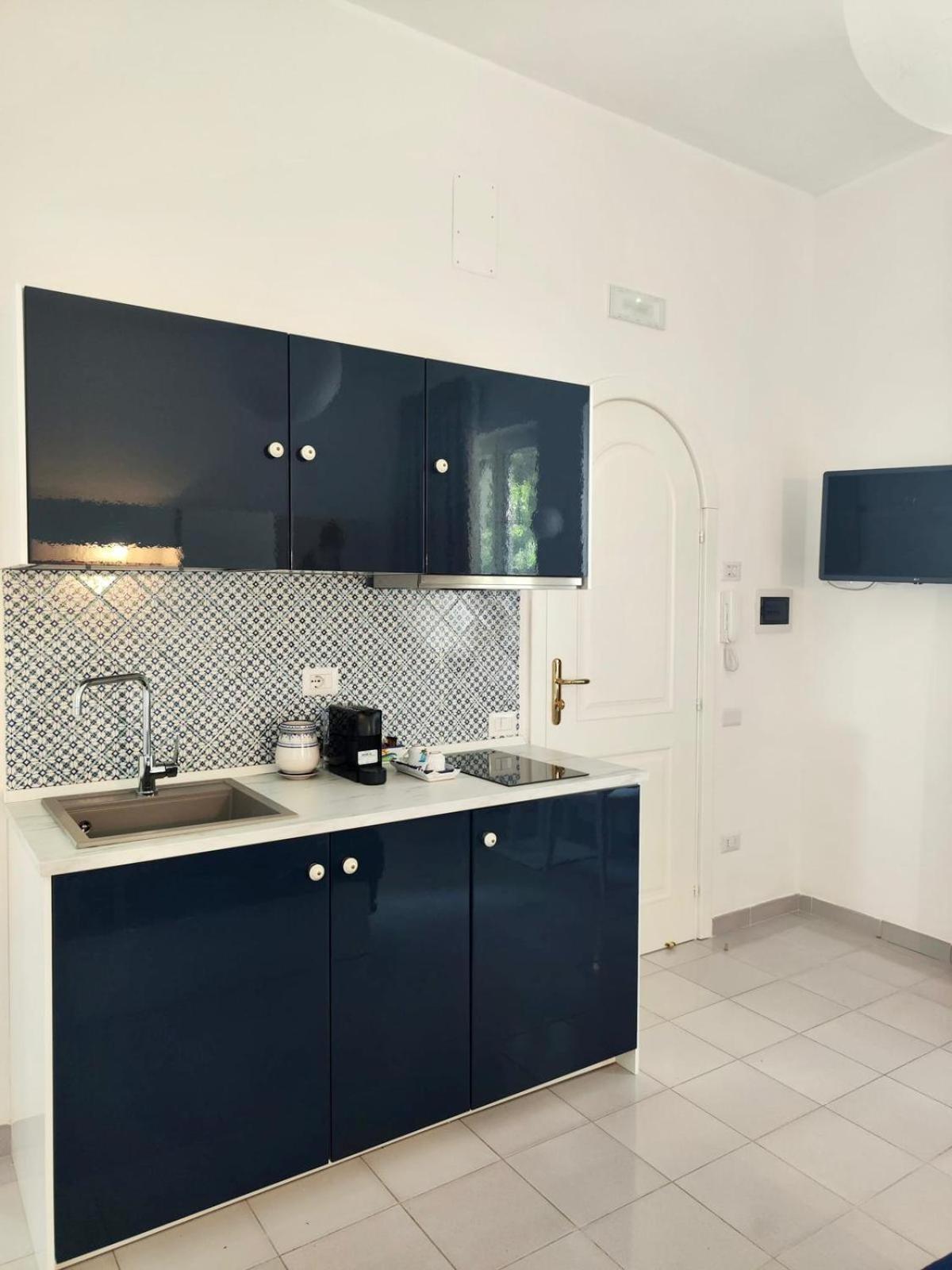 Residence Villa Giordano Sea View Amalfi Coast Виетри Экстерьер фото